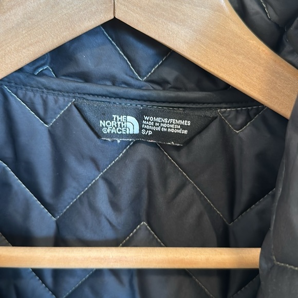 Northface Jacket - Picture 3 of 13